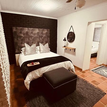 The Hart House Bed and Breakfast Hartbeespoort Exteriör bild