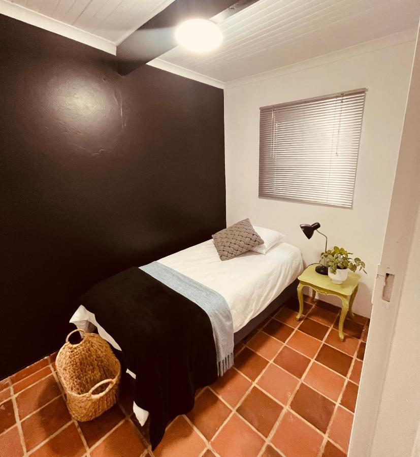 The Hart House Bed and Breakfast Hartbeespoort Exteriör bild